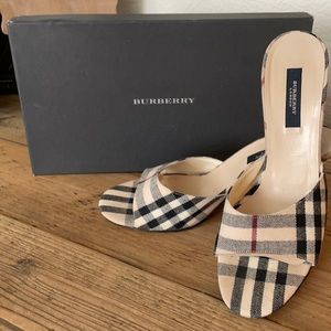 Burberry open toe nova check mules